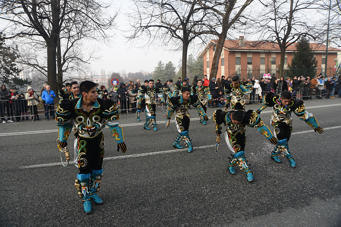 Sfilata carri Carnevale di Torino_084.jpg